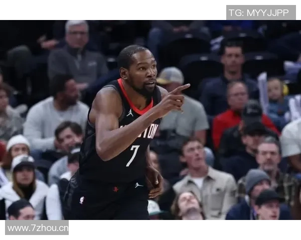 杜兰特盛赞快船双星哈登与小卡实力无可置疑能赢任何阵容