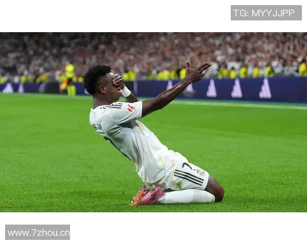 马卡评选2025年进步最大球员奥利塞领衔卡尔赫伊森紧随其后 马卡评选2025年进步最大球员奥利塞领衔卡尔赫伊森紧随其后