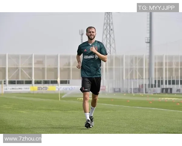 皮亚尼奇重返尤文训练基地寻求复出机会展现职业生涯新篇章